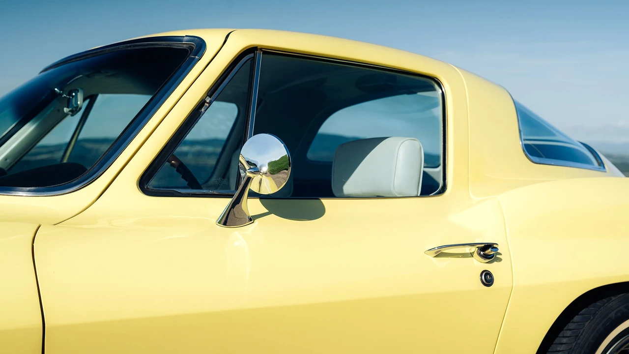 1967 Chevrolet Corvette C2 - Image 28 of 31