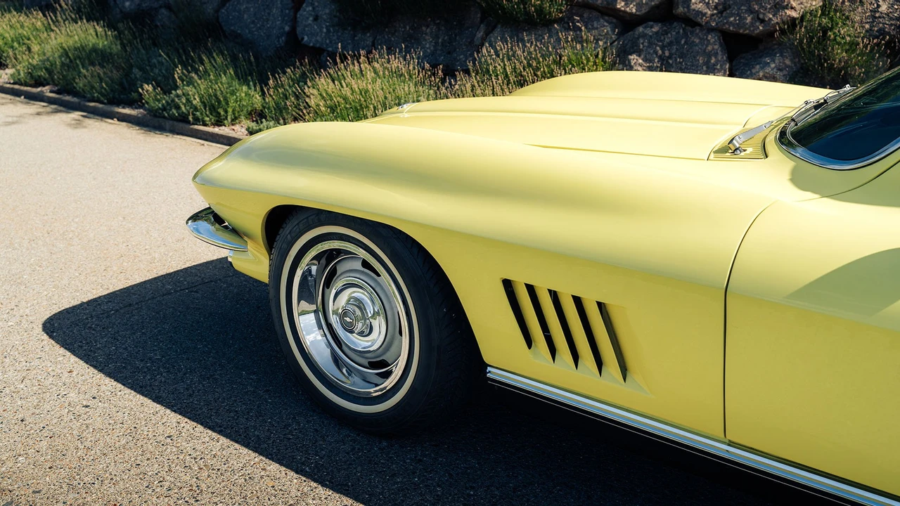 1967 Chevrolet Corvette C2 - Image 29 of 31
