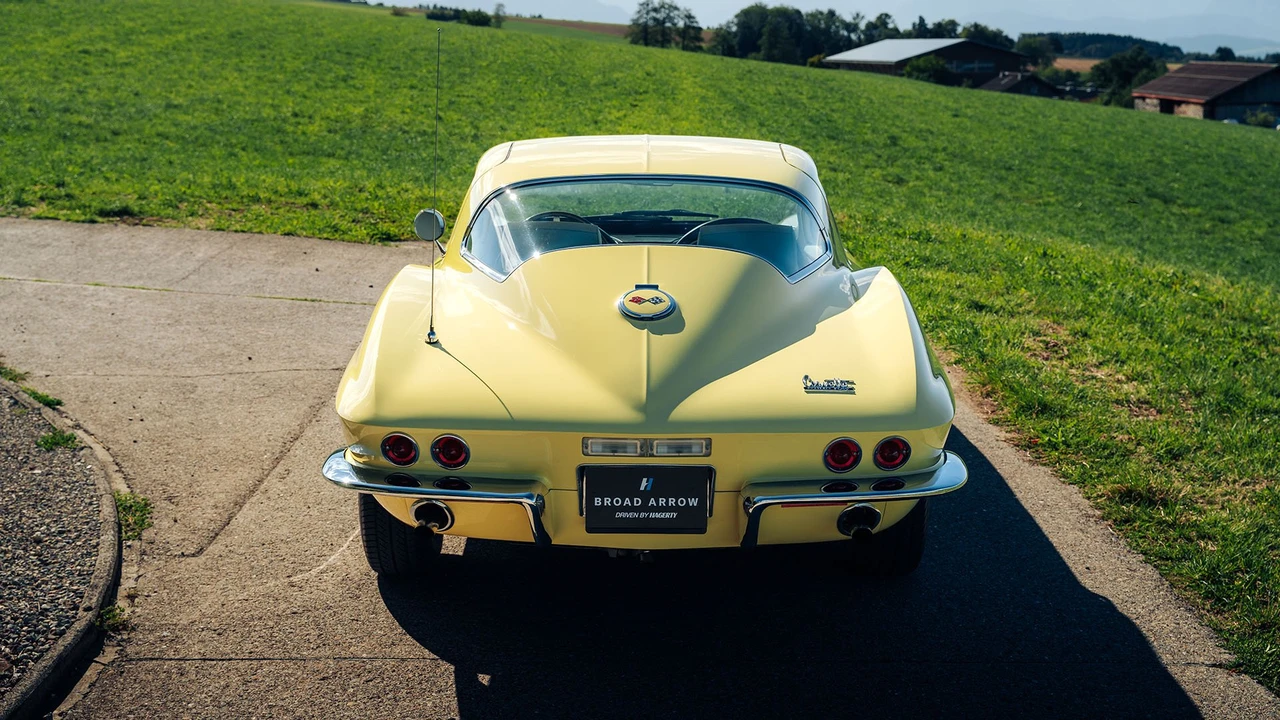 1967 Chevrolet Corvette C2 - Image 17 of 31