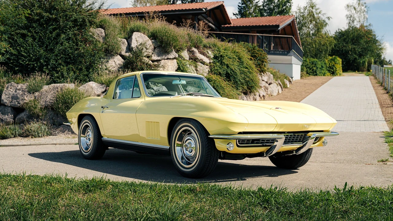 1967 Chevrolet Corvette C2 - Image 10 of 31