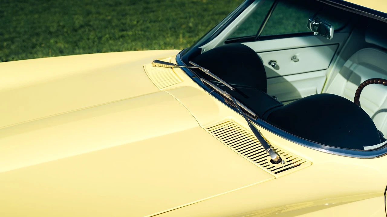 1967 Chevrolet Corvette C2 - Image 23 of 31