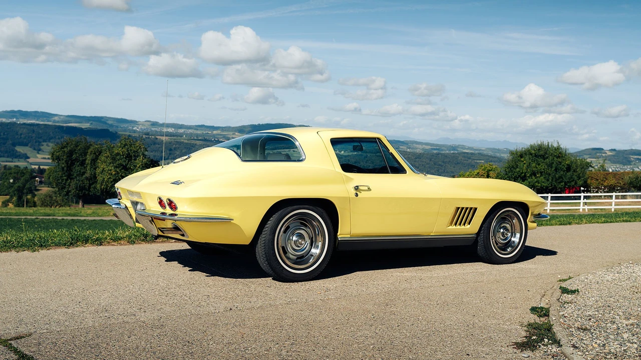 1967 Chevrolet Corvette C2 - Image 12 of 31
