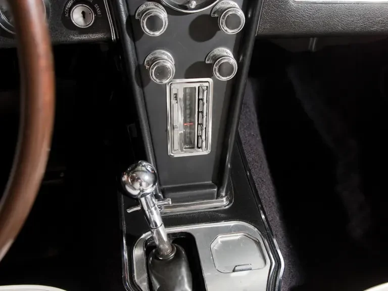 1967 Chevrolet Corvette C2 - Image 9 of 16