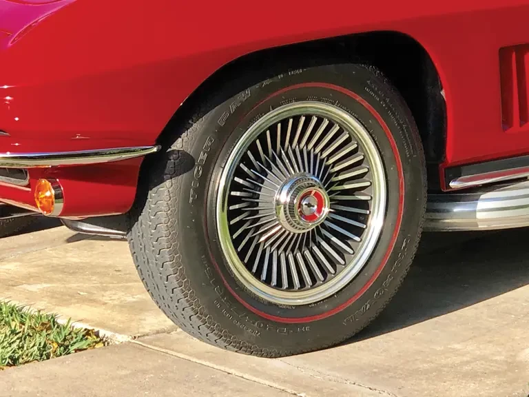 1967 Chevrolet Corvette C2 - Image 15 of 25