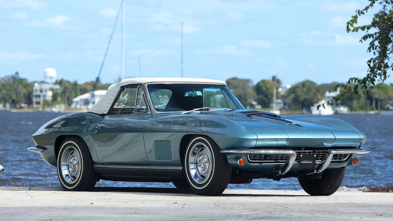 1967 Chevrolet Corvette C2 427 - Image 16 of 31