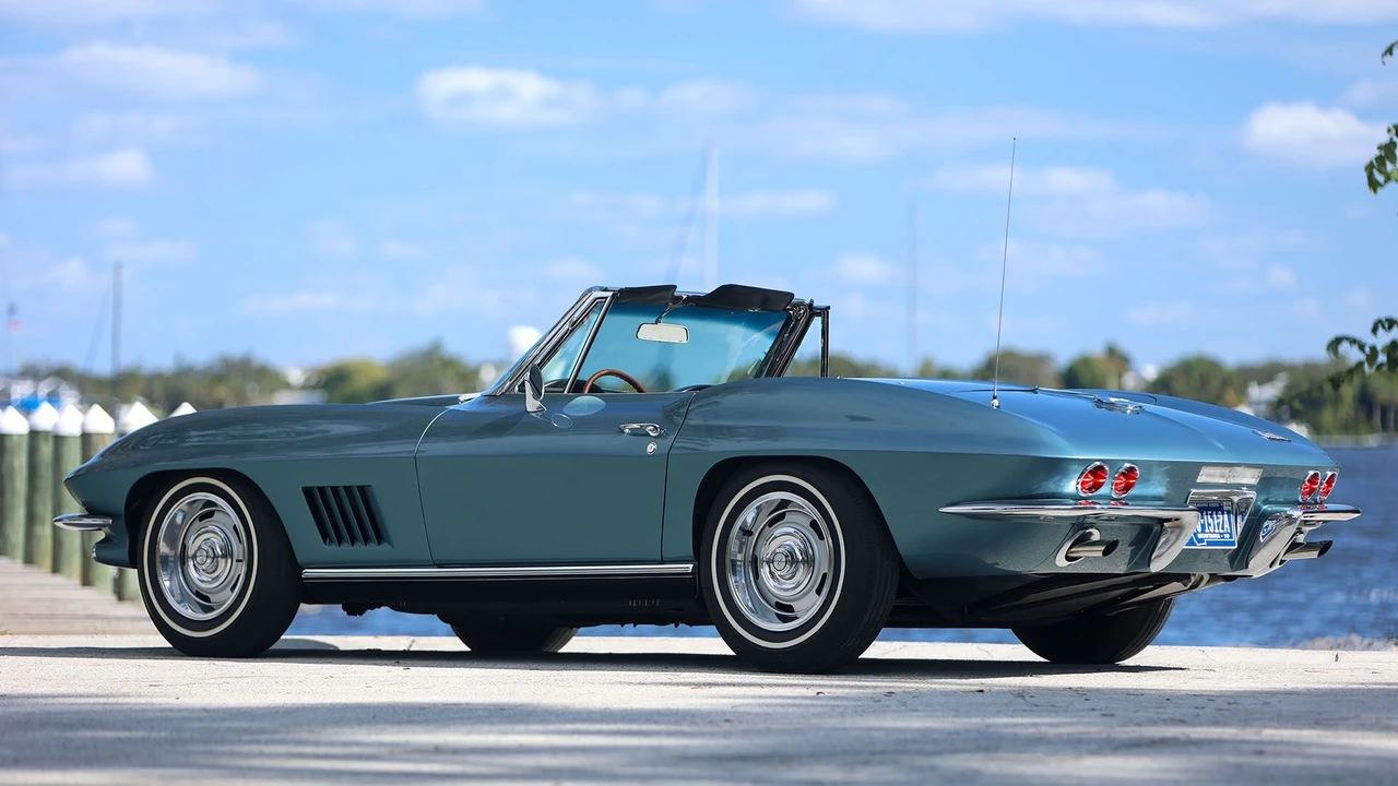 1967 Chevrolet Corvette C2 427 - Image 12 of 31