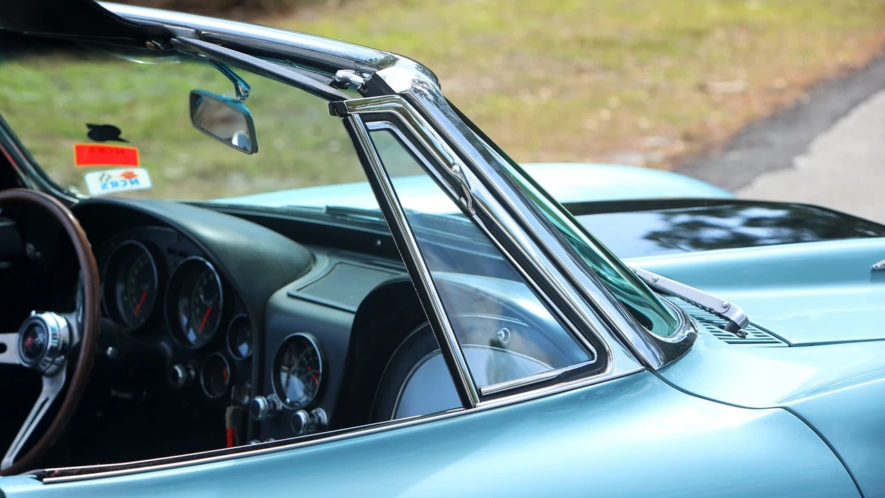 1967 Chevrolet Corvette C2 427 - Image 29 of 31