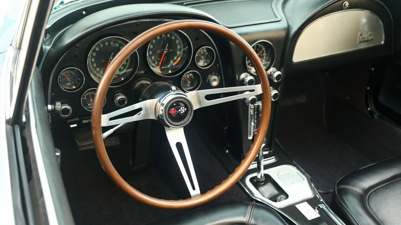 1967 Chevrolet Corvette C2 427 - Image 7 of 31