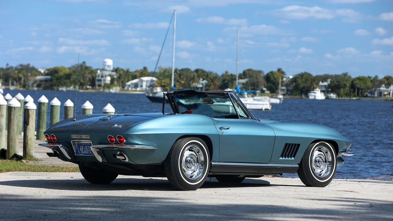 1967 Chevrolet Corvette C2 427 - Image 11 of 31