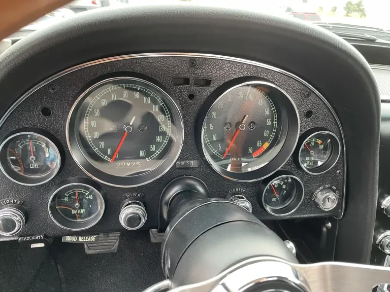 1967 Chevrolet Corvette C2 - Image 14 of 31