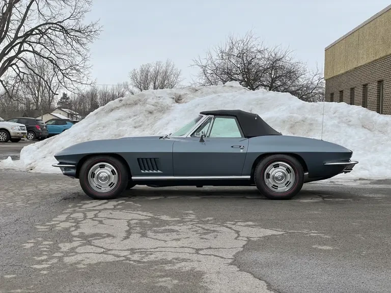 1967 Chevrolet Corvette C2 - Image 11 of 31