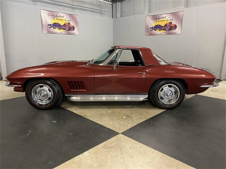 1967 Chevrolet Corvette C2 - Image 2 of 31