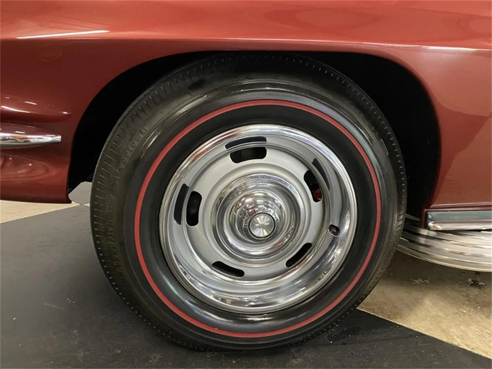 1967 Chevrolet Corvette C2 - Image 11 of 31