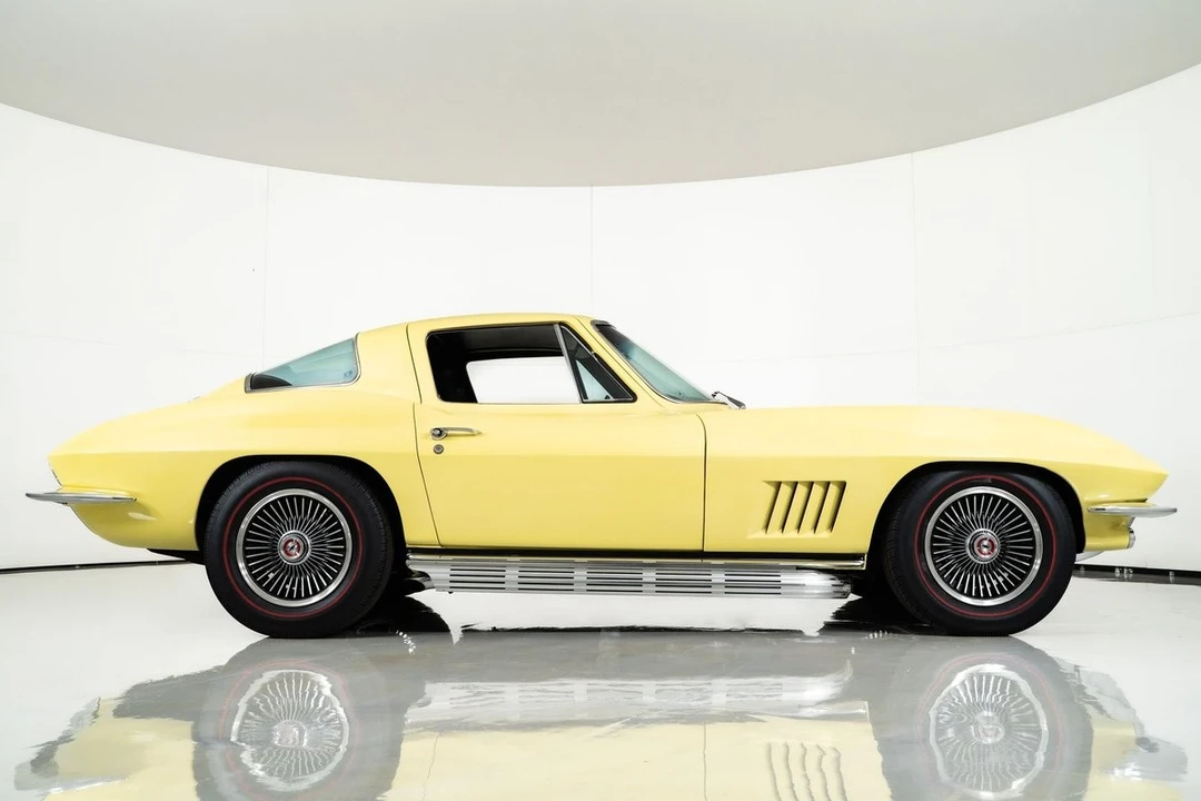 1967 Chevrolet Corvette C2 - Image 13 of 31