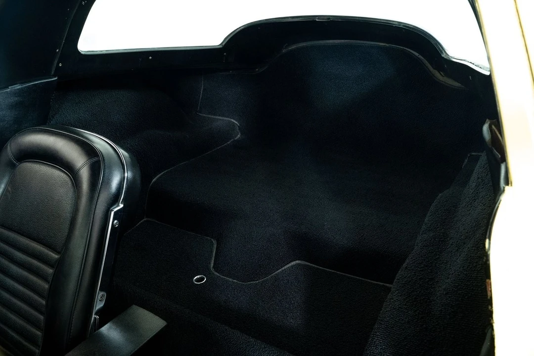 1967 Chevrolet Corvette C2 - Image 23 of 31