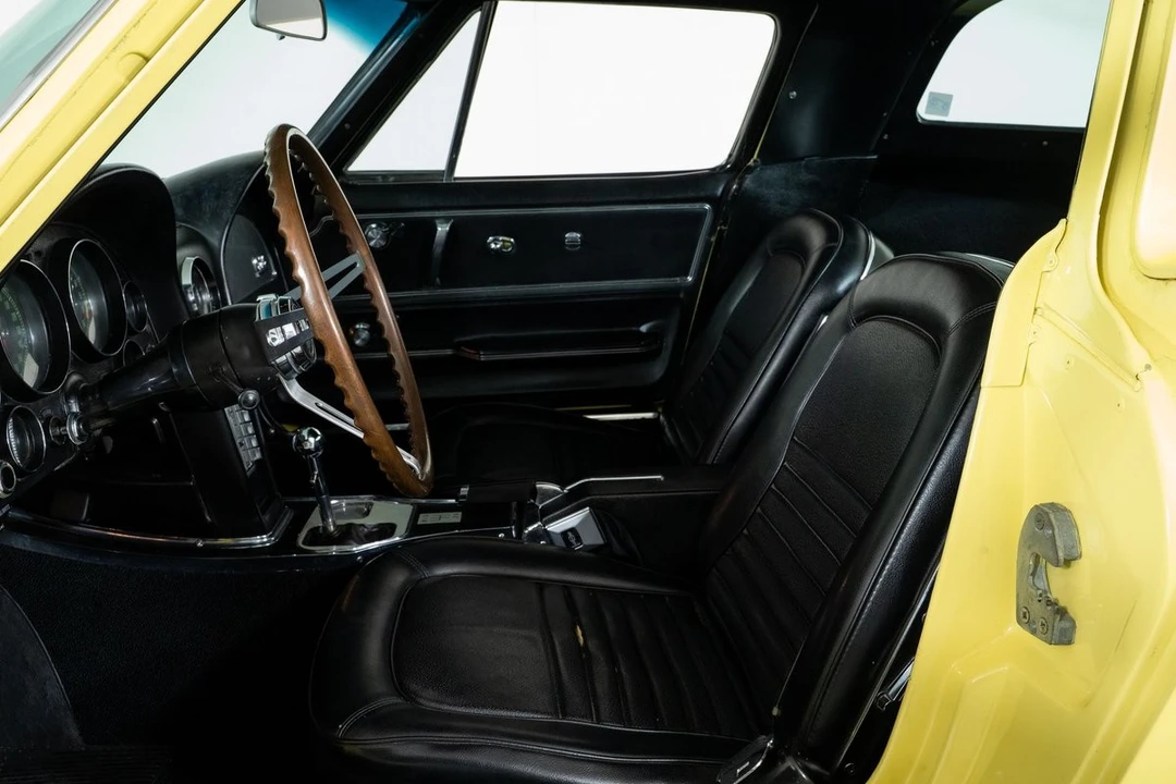 1967 Chevrolet Corvette C2 - Image 20 of 31