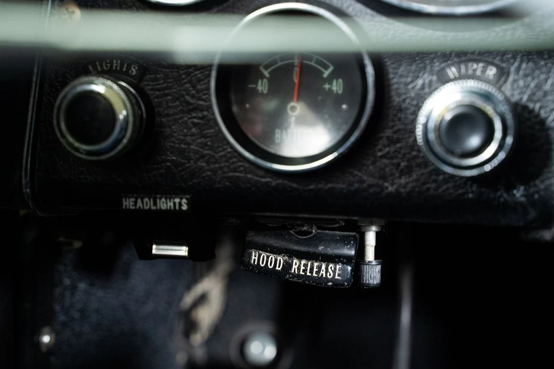 1967 Chevrolet Corvette C2 - Image 28 of 31