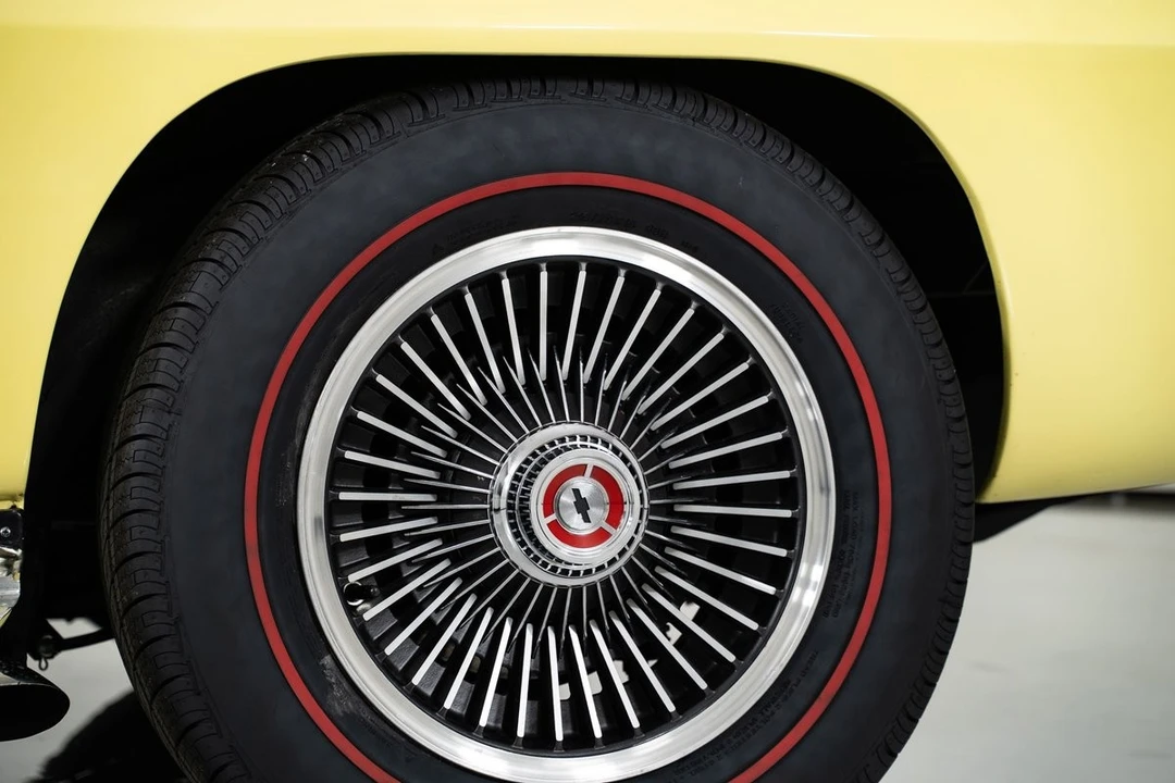 1967 Chevrolet Corvette C2 - Image 9 of 31