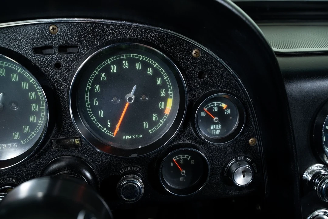 1967 Chevrolet Corvette C2 - Image 27 of 31