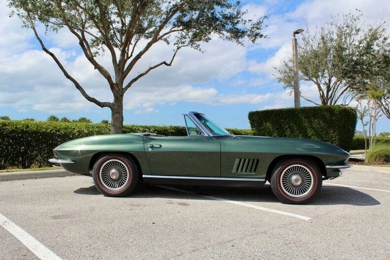 1967 Chevrolet Corvette C2 - Image 2 of 12