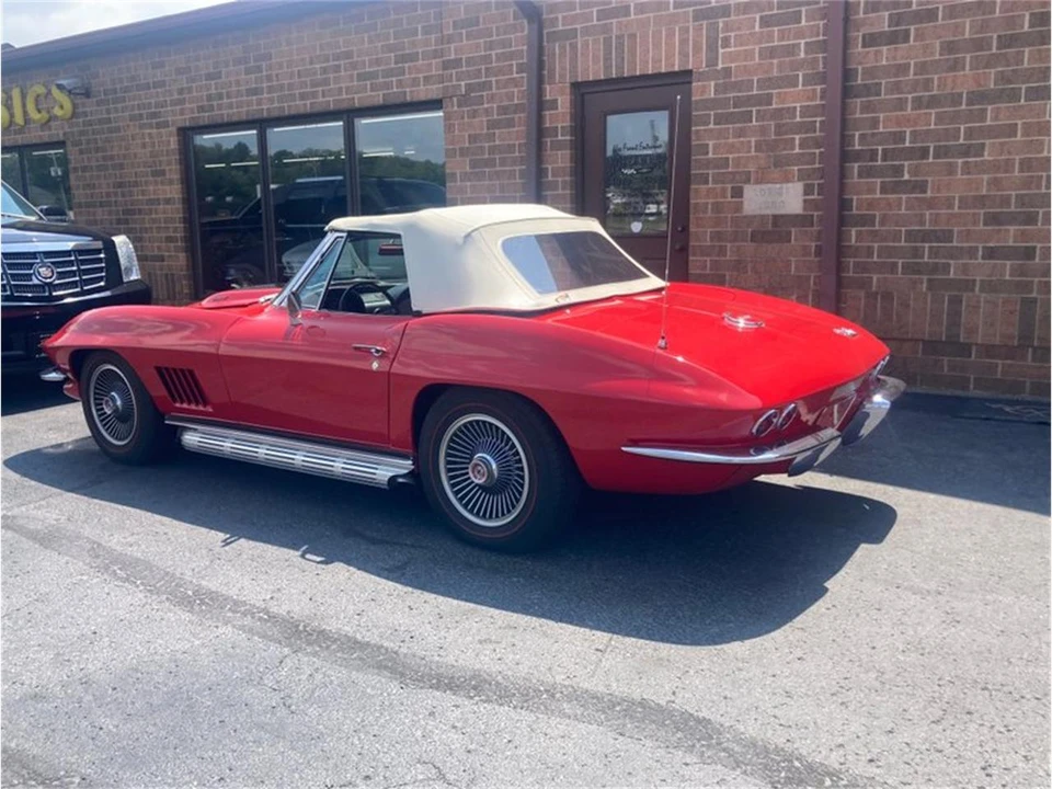 1967 Chevrolet Corvette C2 - Image 21 of 22