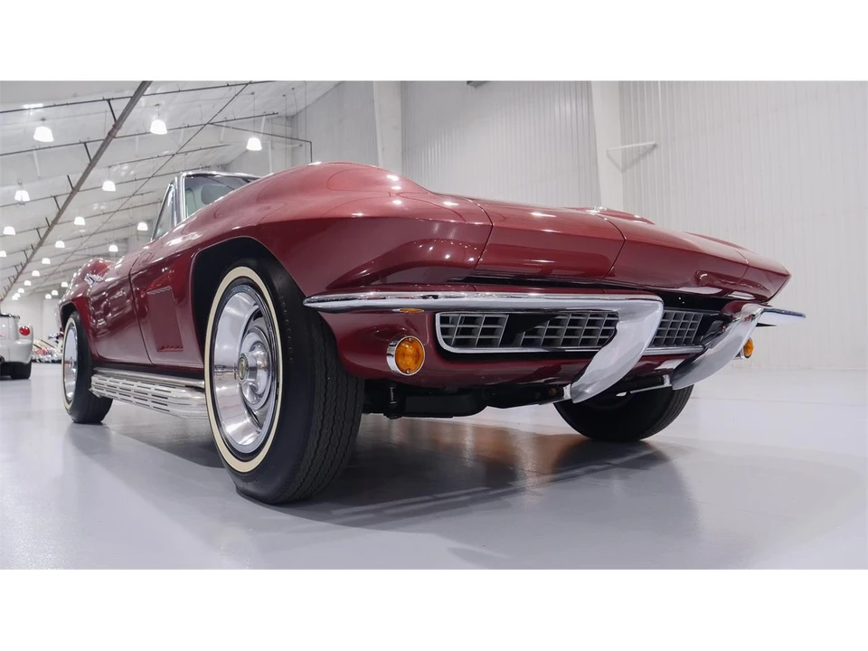 1967 Chevrolet Corvette C2 - Image 19 of 31