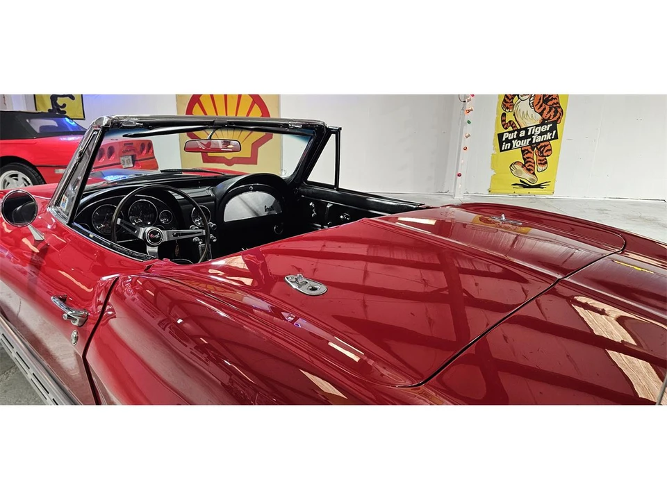1967 Chevrolet Corvette C2 - Image 14 of 31