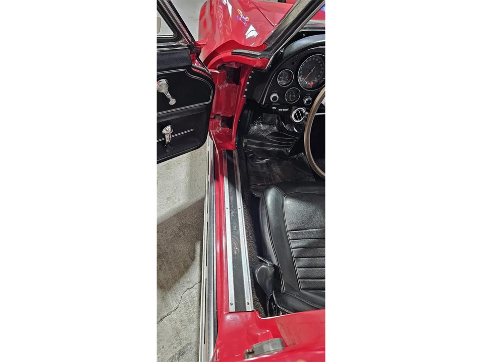 1967 Chevrolet Corvette C2 - Image 28 of 31