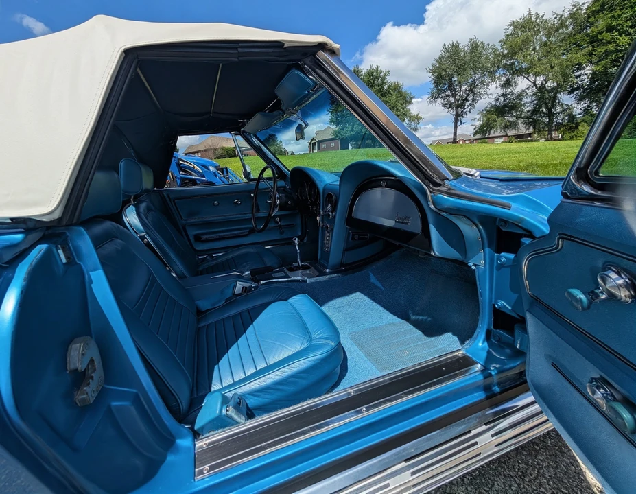 1967 Chevrolet Corvette C2 - Image 12 of 31