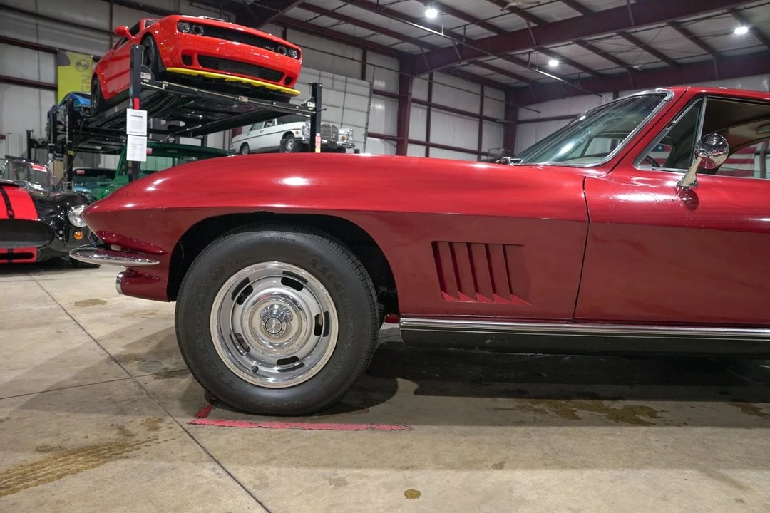 1967 Chevrolet Corvette C2 - Image 3 of 21