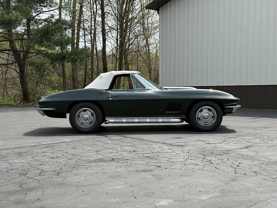 1967 Chevrolet Corvette C2 427 - Image 12 of 31