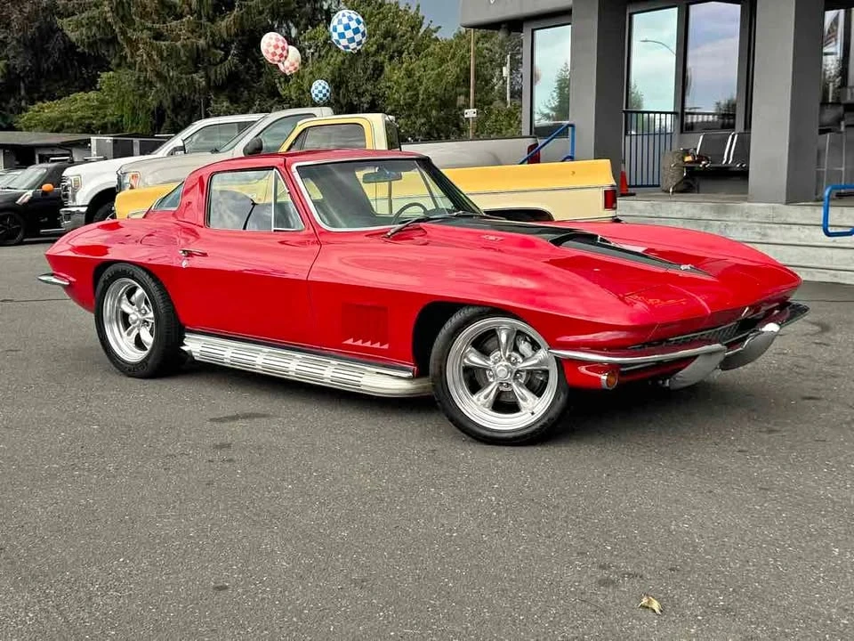 1967 Chevrolet Corvette C2 - Image 1 of 17
