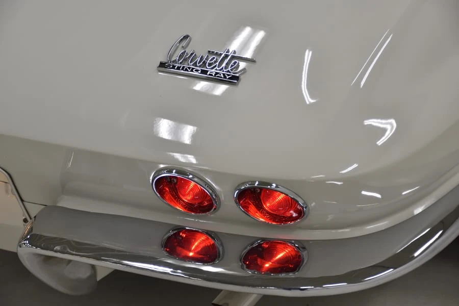 1967 Chevrolet Corvette C2 - Image 11 of 31