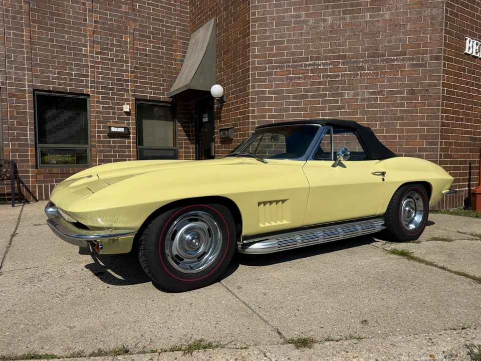 1967 Chevrolet Corvette C2 - Image 2 of 31