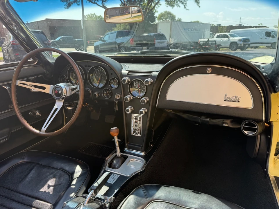 1967 Chevrolet Corvette C2 - Image 30 of 31
