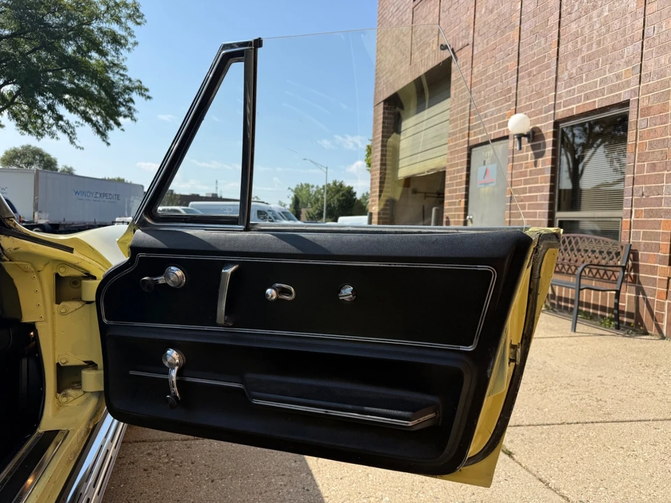 1967 Chevrolet Corvette C2 - Image 29 of 31