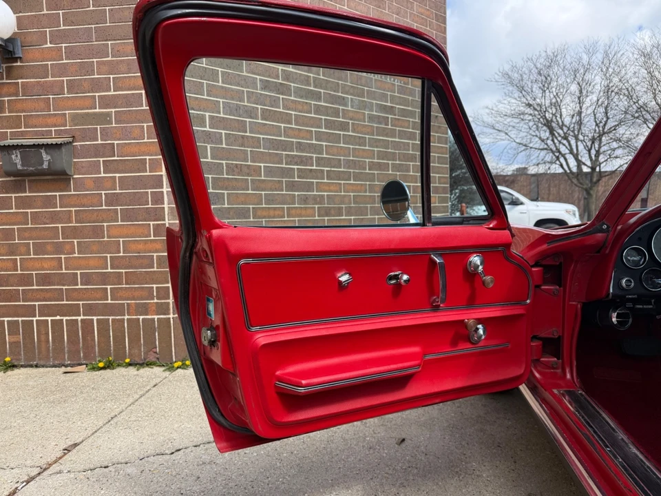 1967 Chevrolet Corvette C2 - Image 20 of 21
