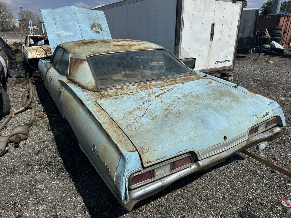 1967 Chevrolet Impala 4th Gen - Image 12 of 13