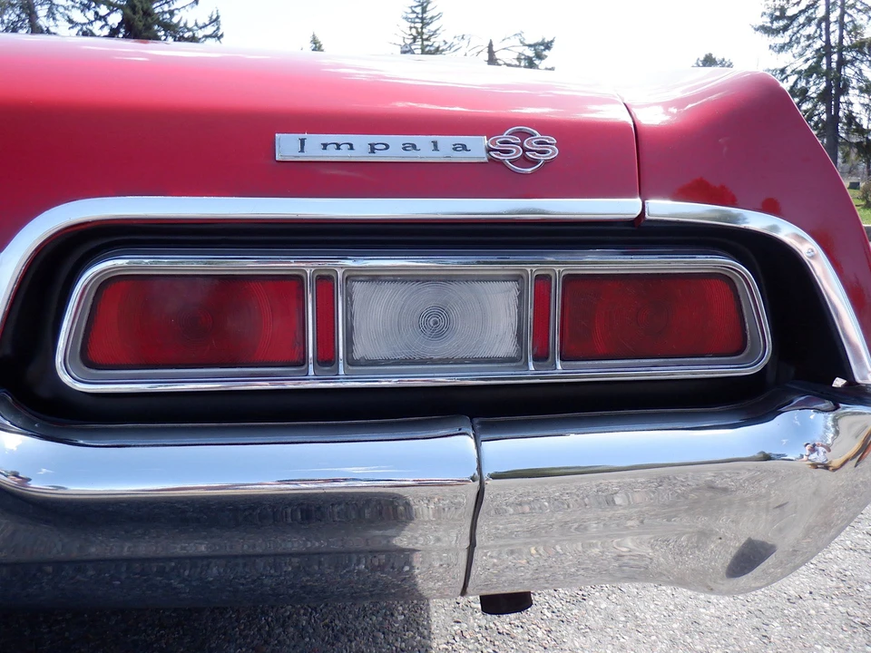 1967 Chevrolet Impala SS 4th Gen - Image 24 of 31