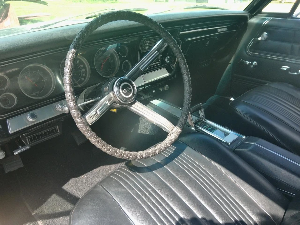 1967 Chevrolet Impala SS 4th Gen - Image 6 of 12