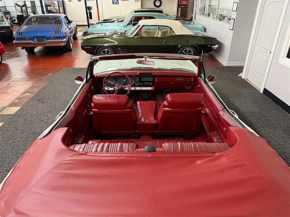 1967 Chevrolet Impala SS 4th Gen - Image 19 of 31