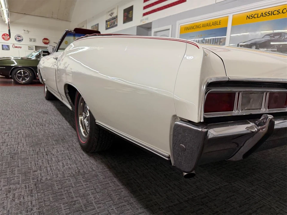 1967 Chevrolet Impala SS 4th Gen - Image 25 of 31