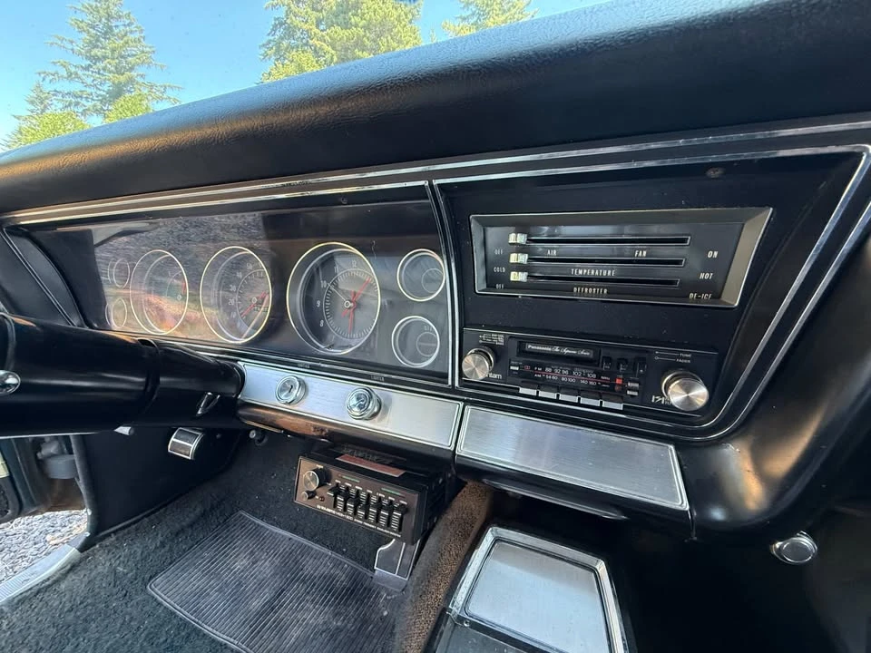 1967 Chevrolet Impala SS 4th Gen - Image 13 of 20
