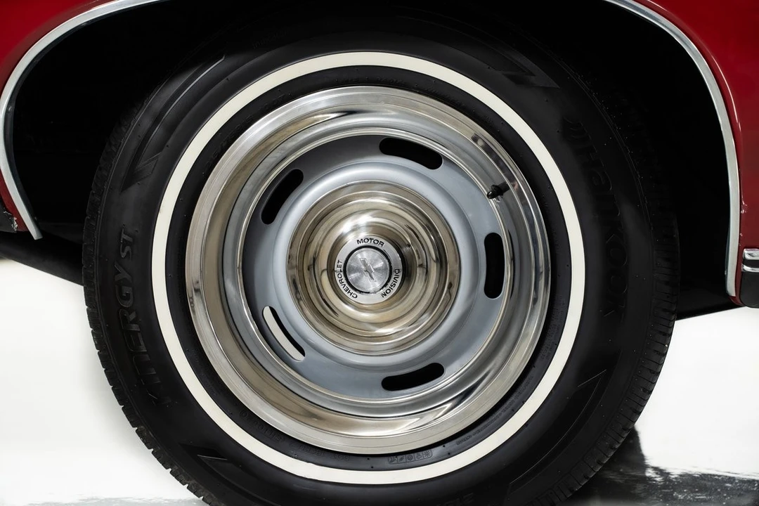 1967 Chevrolet Impala SS 4th Gen - Image 15 of 31