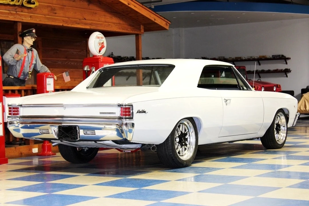 1967 Chevrolet Malibu - Image 10 of 12