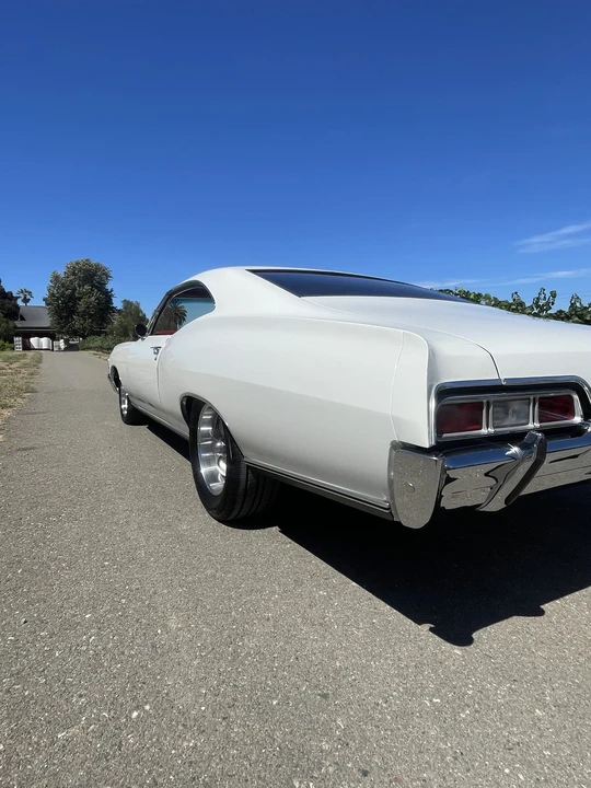 1967 Chevrolet Impala SS 4th Gen - Image 25 of 31