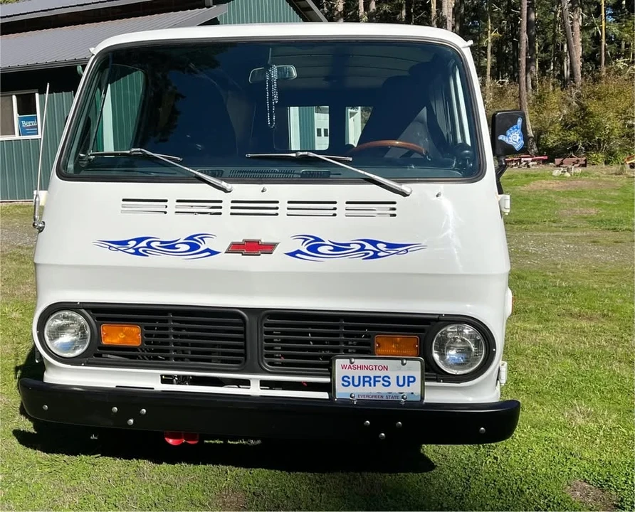 1967 Chevrolet G-Series Van - Image 11 of 12