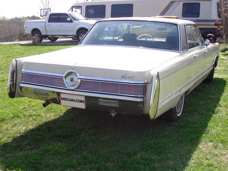 1967 Chrysler Imperial 3rd Gen - Image 3 of 8