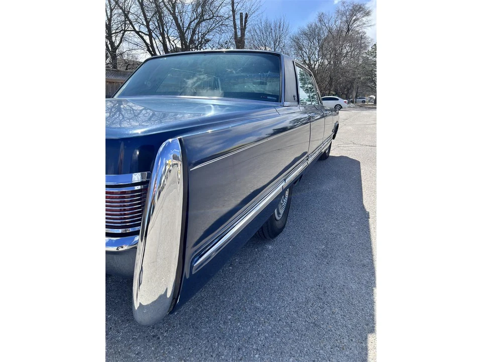 1967 Chrysler Imperial 3rd Gen - Image 9 of 31