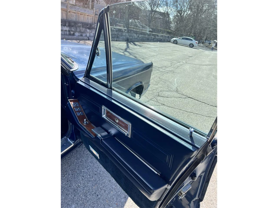 1967 Chrysler Imperial 3rd Gen - Image 16 of 31